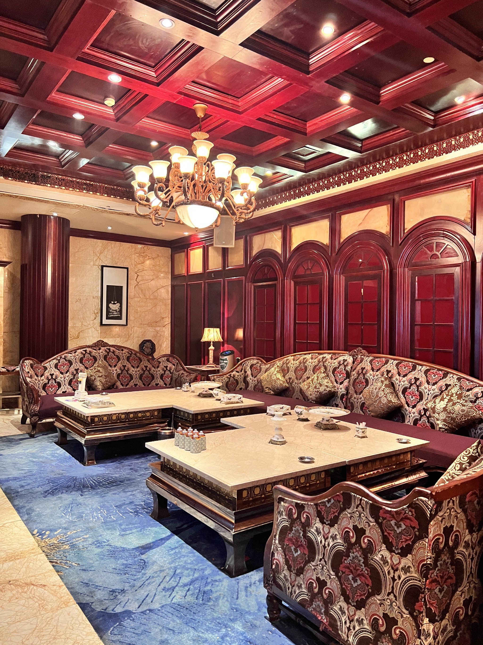 商务ktv一小时价格查看商洛商务ktv费用-山阳县ktv预订